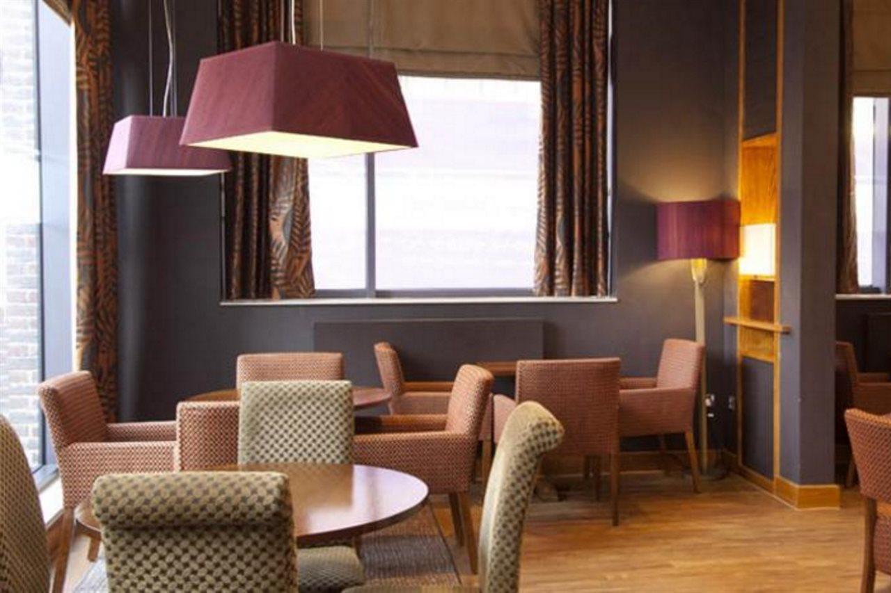 Premier Inn London City エクステリア 写真