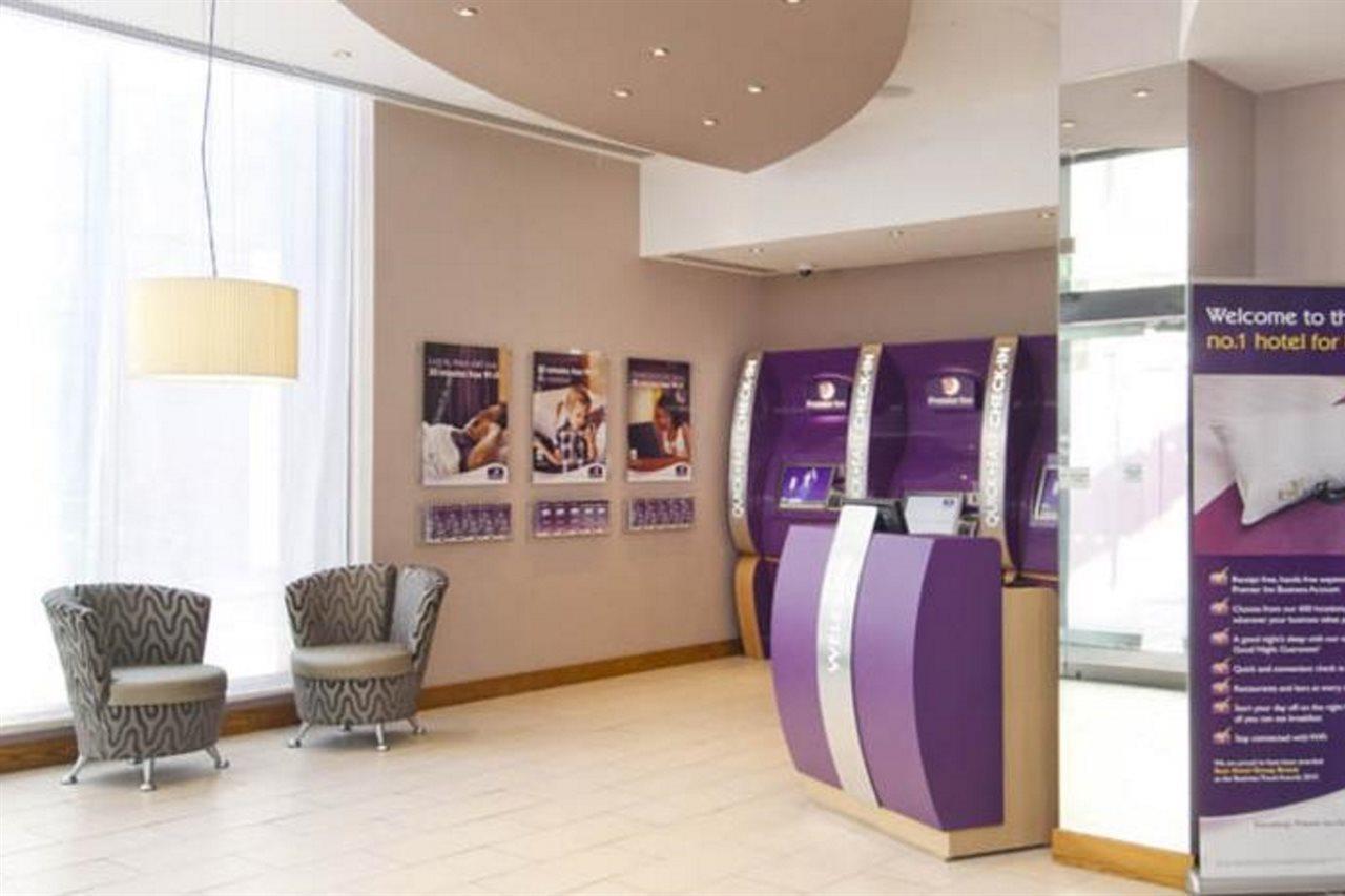 Premier Inn London City エクステリア 写真